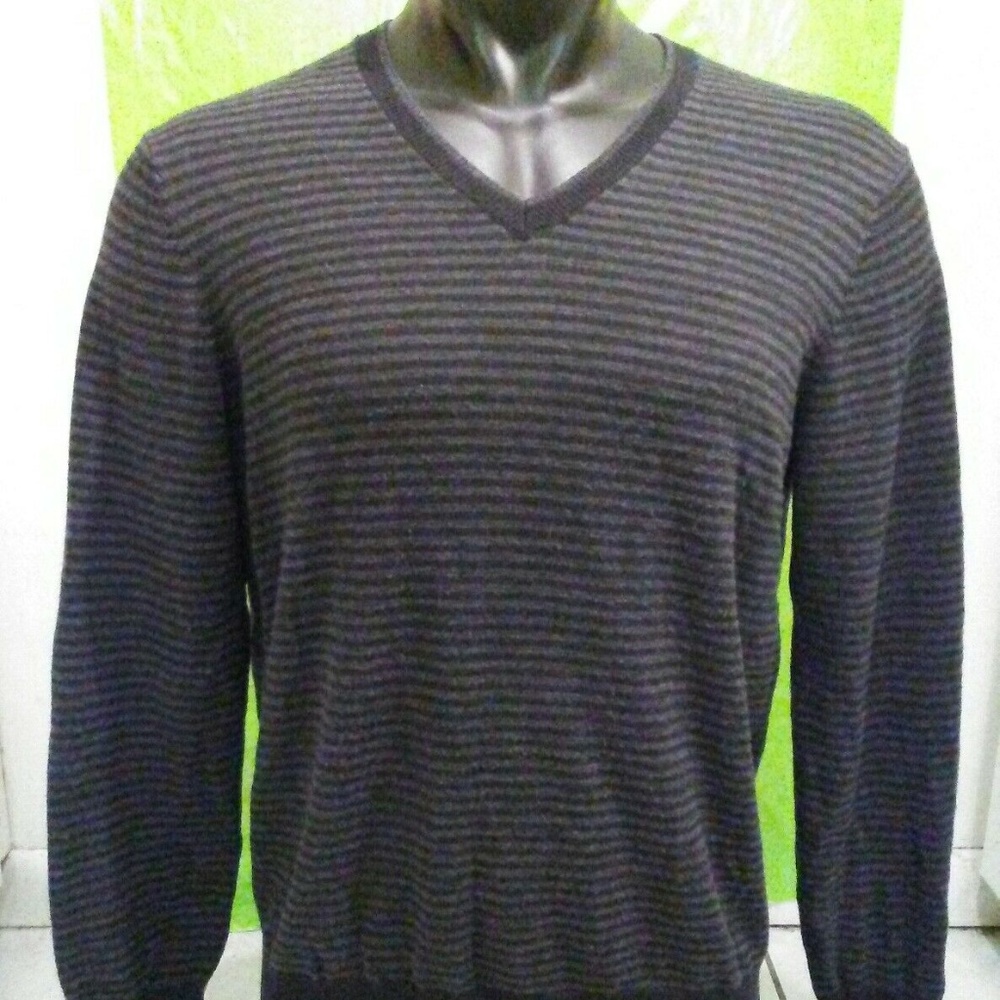 Pronto Uomo Wool Acrylic V-Neck Sweater